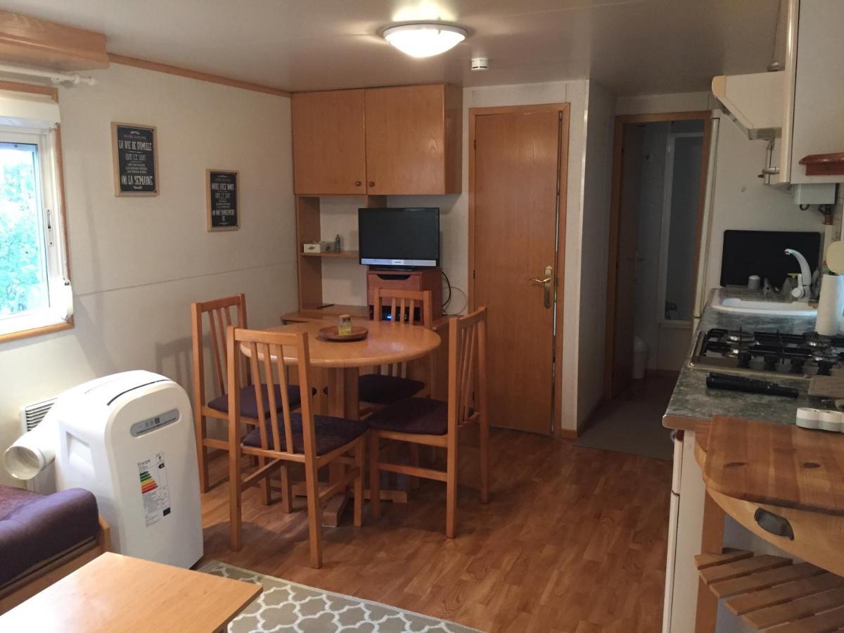 Mobil-Home 4-6 Personnes Saint-Julien-En-Born Dış mekan fotoğraf