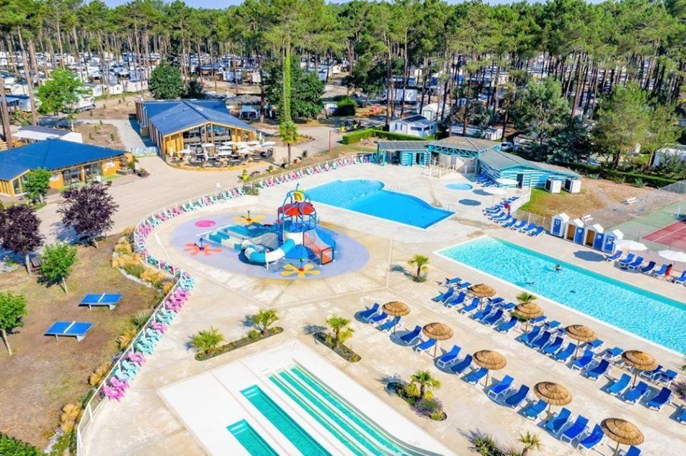 Mobil-Home 4-6 Personnes Saint-Julien-En-Born Dış mekan fotoğraf